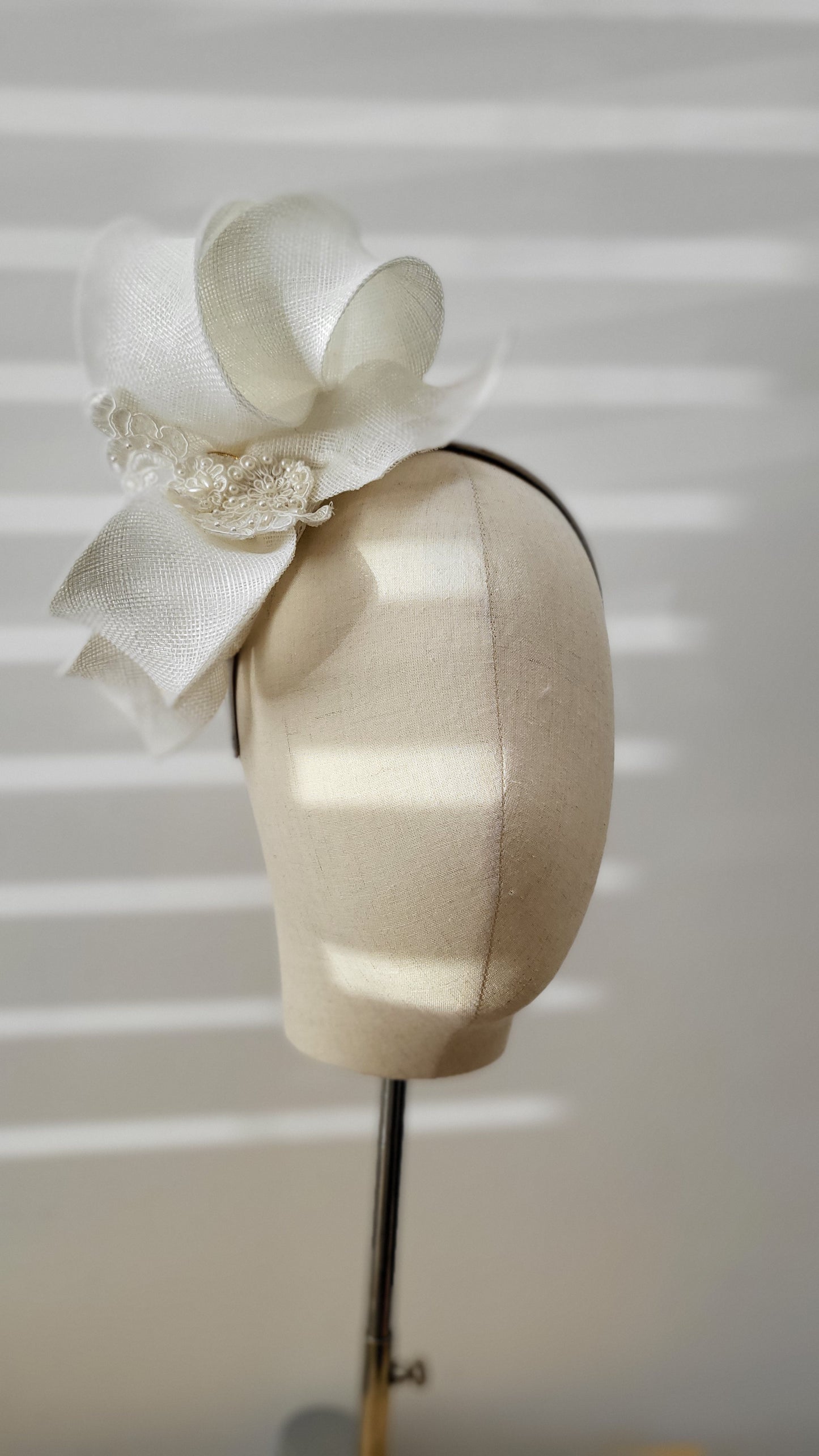 All white sinammay fascinator