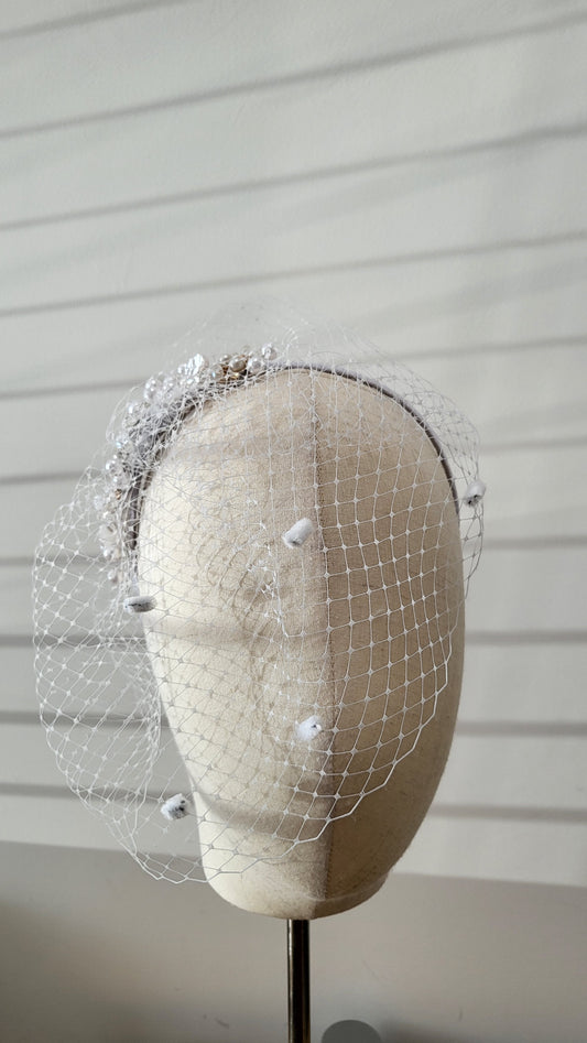 Birdcage veil headpiece